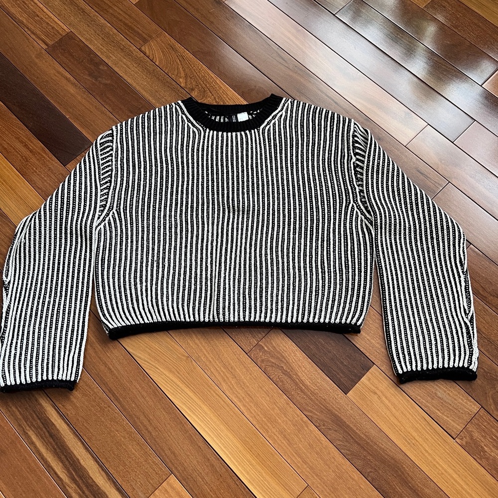 H&M Black and White Crew Neck Sweater with Pinstripes